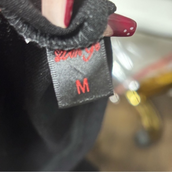 Asian streetwear women’s top size medium beaded and rhinestone black NWT - Picture 9 of 12